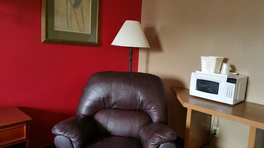 Rodeway Inn Mitchell Kültér fotó