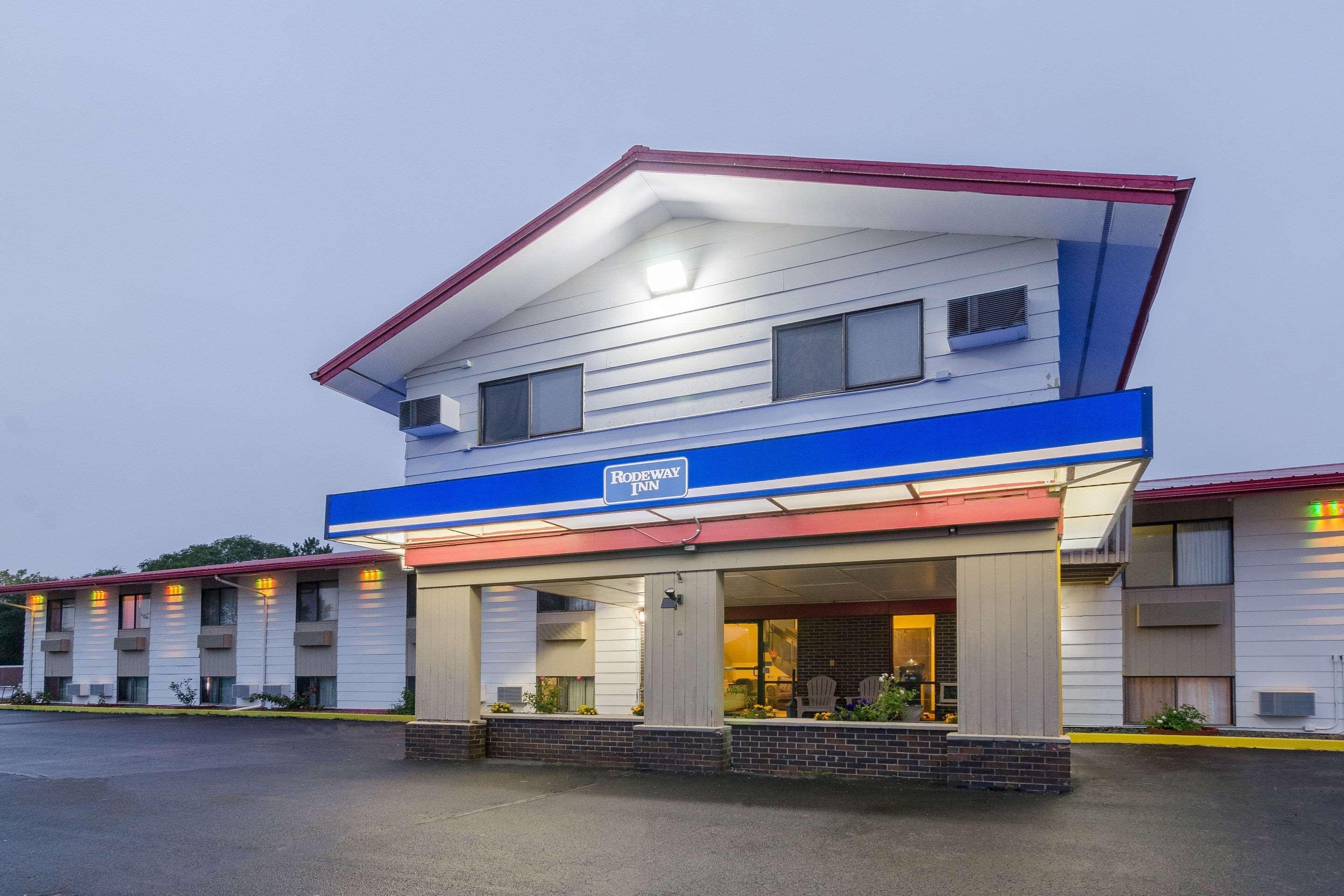 Rodeway Inn Mitchell Kültér fotó